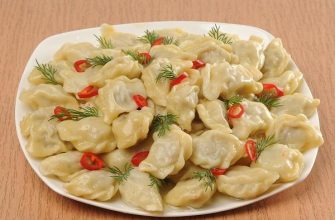 Вареники с начинкой из куриных сердечек и печени. Съедаются мгновенно.